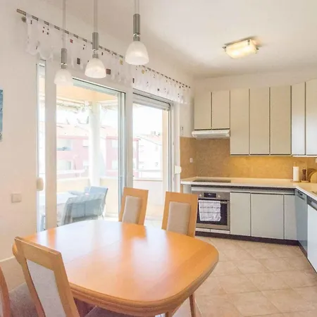In - Biograd Riviera 54133 Apartamento Biograd Na Moru